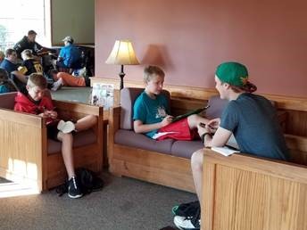 412 students hold christian retreat weekend at summit